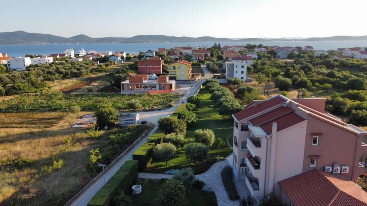 Luxury Apartments Garden Сукошан Екстер'єр фото