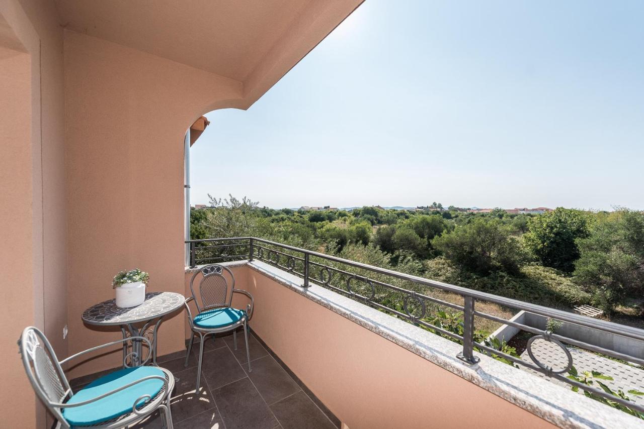 Luxury Apartments Garden Сукошан Екстер'єр фото