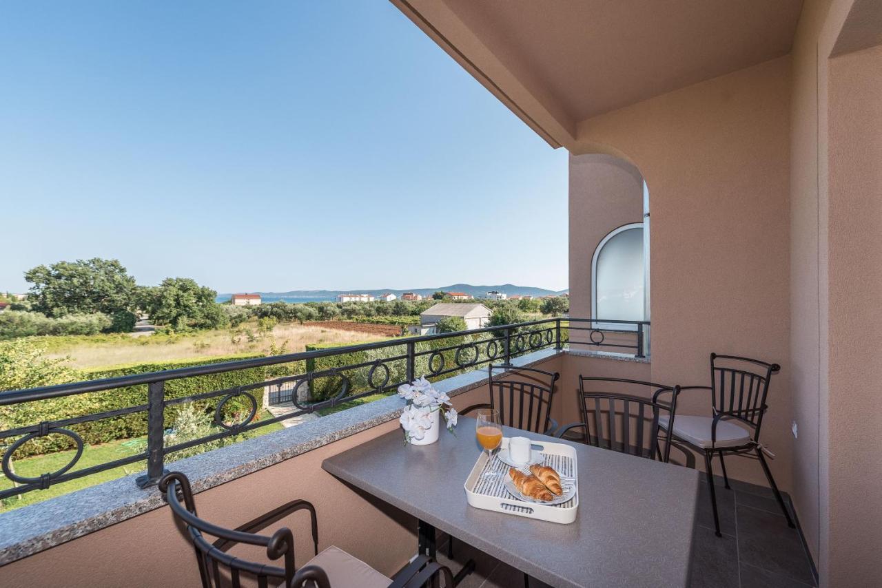 Luxury Apartments Garden Сукошан Екстер'єр фото